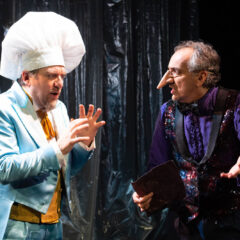 Un frizzante Cyrano in punta di naso nella scoppiettante mise en scène di Arturo Cirillo